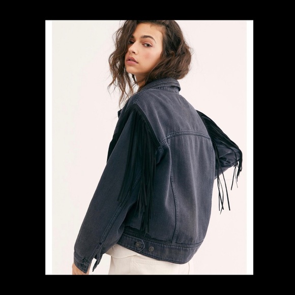 Free People Size Small After Hours Fringe Denim Jacket Black
Fits like a medium - Picture 3 of 7